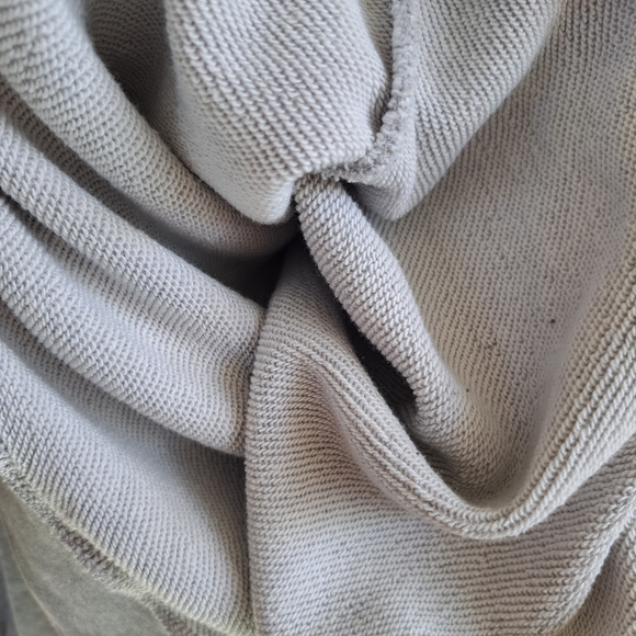 😃ADIDAS HOODIE - Picture 3 of 6